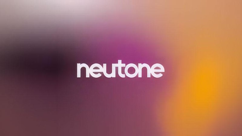 Neutone